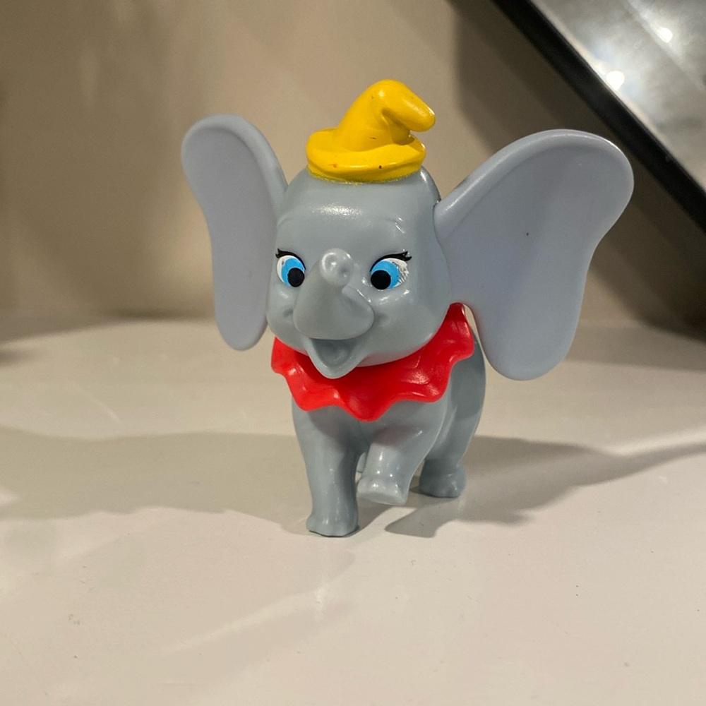 McDonald’s Disney 50th Anniversary Toy - Dumbo     happy meal kids toys elephant